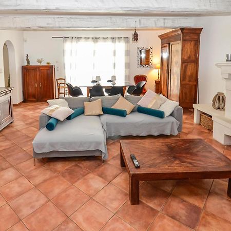 3 Bedroom Awesome Home In Chateuneuf De Gadagne Châteauneuf-de-Gadagne Kültér fotó