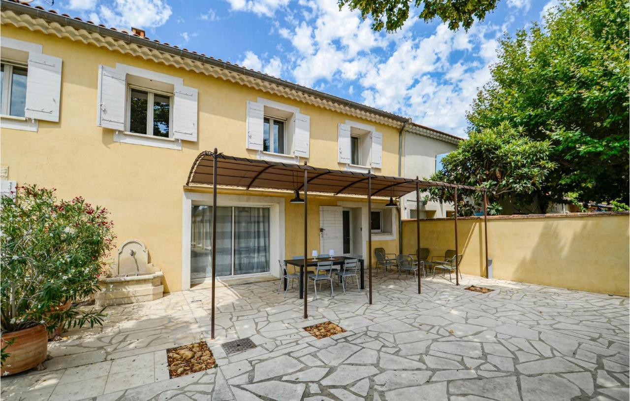 3 Bedroom Awesome Home In Chateuneuf De Gadagne Châteauneuf-de-Gadagne Kültér fotó