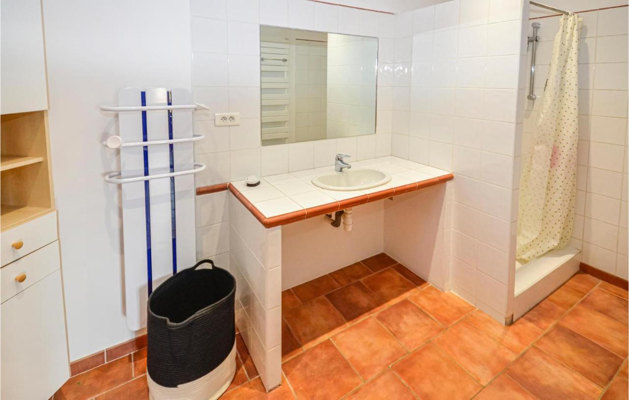 3 Bedroom Awesome Home In Chateuneuf De Gadagne Châteauneuf-de-Gadagne Kültér fotó