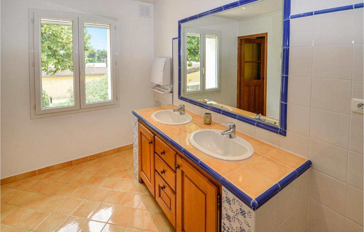 3 Bedroom Awesome Home In Chateuneuf De Gadagne Châteauneuf-de-Gadagne Kültér fotó