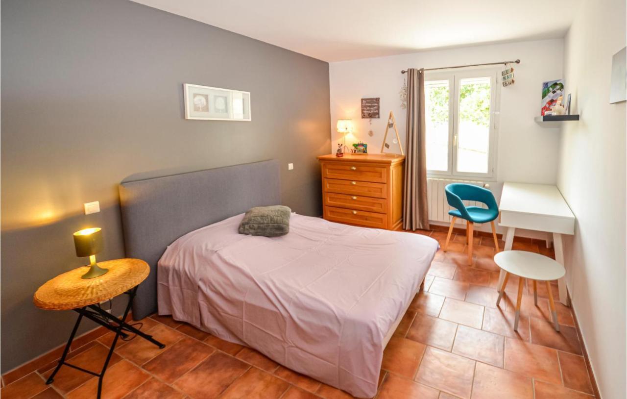 3 Bedroom Awesome Home In Chateuneuf De Gadagne Châteauneuf-de-Gadagne Kültér fotó
