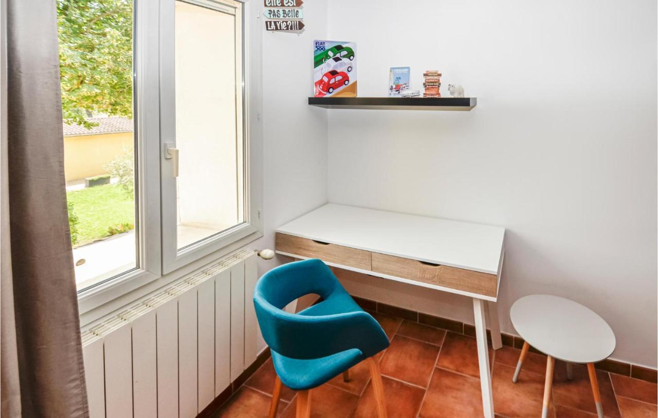 3 Bedroom Awesome Home In Chateuneuf De Gadagne Châteauneuf-de-Gadagne Kültér fotó