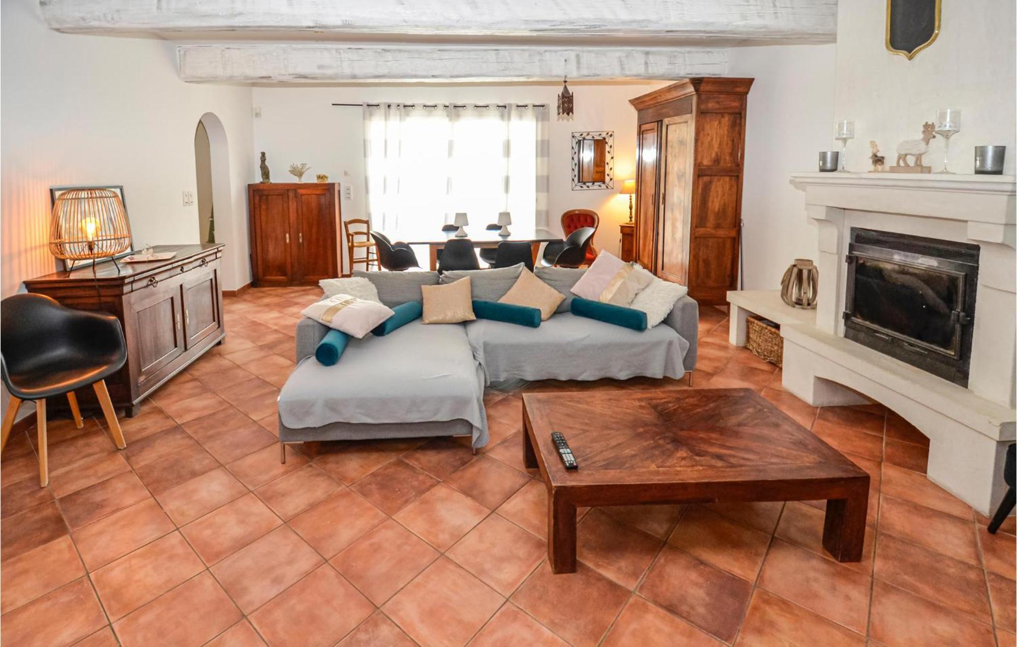 3 Bedroom Awesome Home In Chateuneuf De Gadagne Châteauneuf-de-Gadagne Kültér fotó